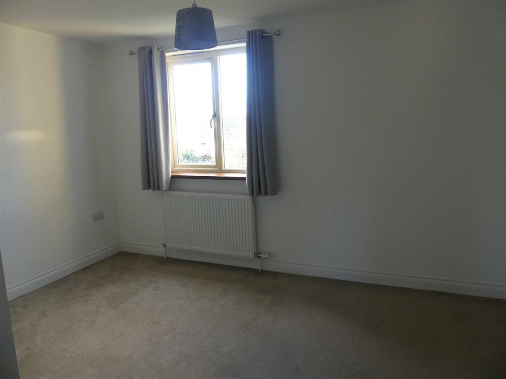 Additional image 5 of Grouse Close, Silsden
