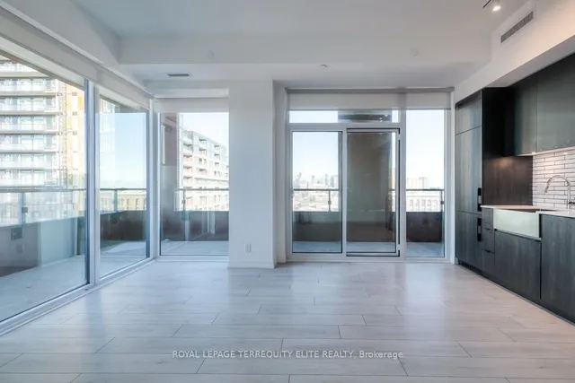 Additional image 10 of 270 Dufferin St Unit 923