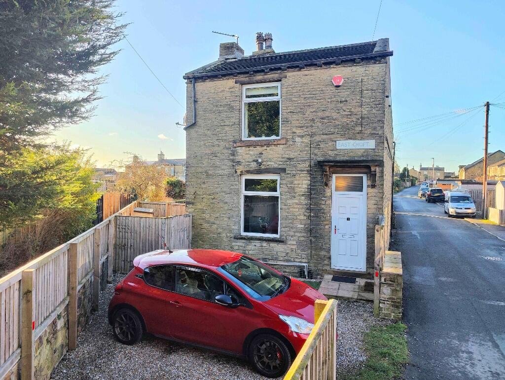 Additional image 19 of 1 East Croft, Wyke, BD12 9NL