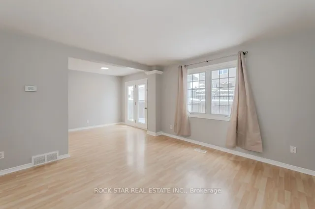 Additional image 6 of 55 West Acres Cres