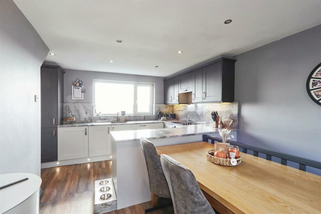 Additional image 5 of Raynham Crescent, Keighley, BD21 2TP