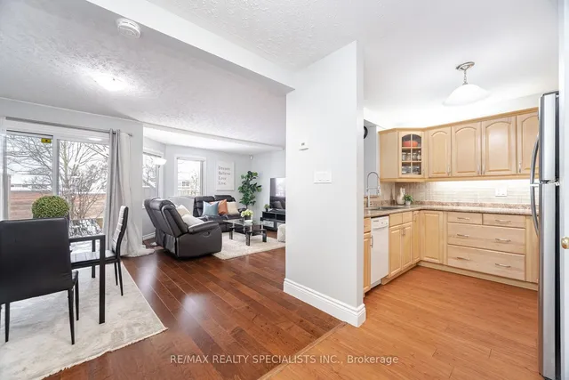 Additional image 5 of 205 Highland Cres Unit 11