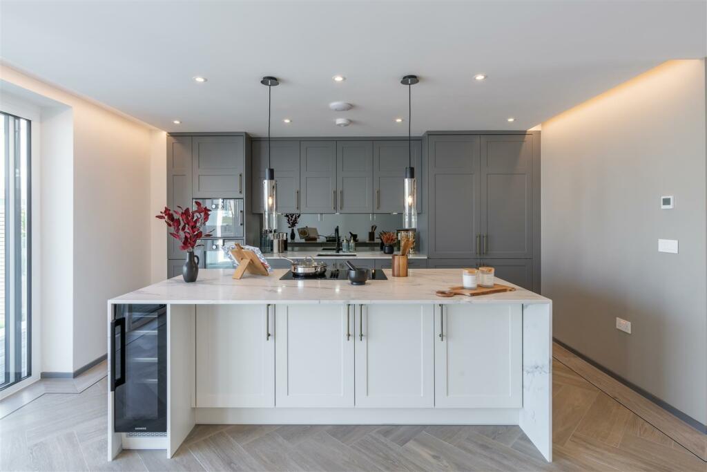 Additional image 9 of Salterns Way, Lilliput