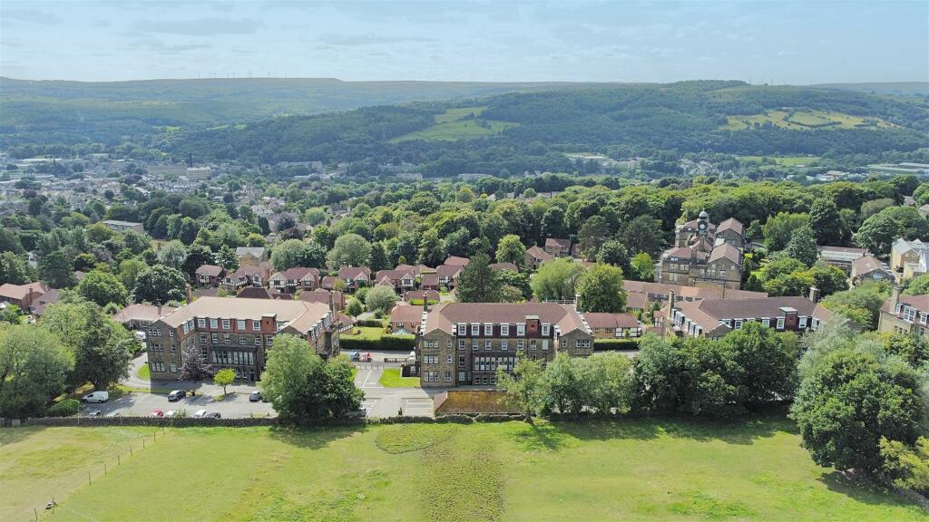 Additional image 17 of Lady Park Avenue, Bingley