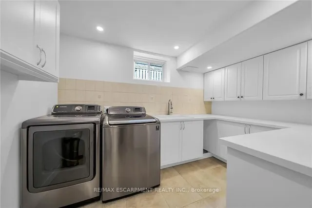 Additional image 30 of 94 SEABREEZE Cres