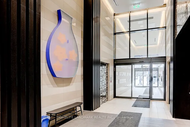 Additional image 2 of 501 Yonge St Unit 1512