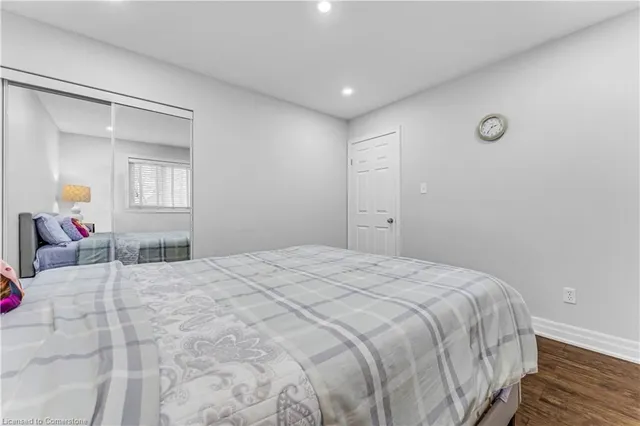 Additional image 18 of 369 Thomas Slee Dr