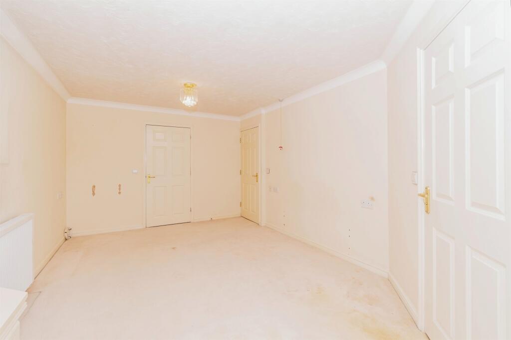 Additional image 4 of Beech Street, Bingley