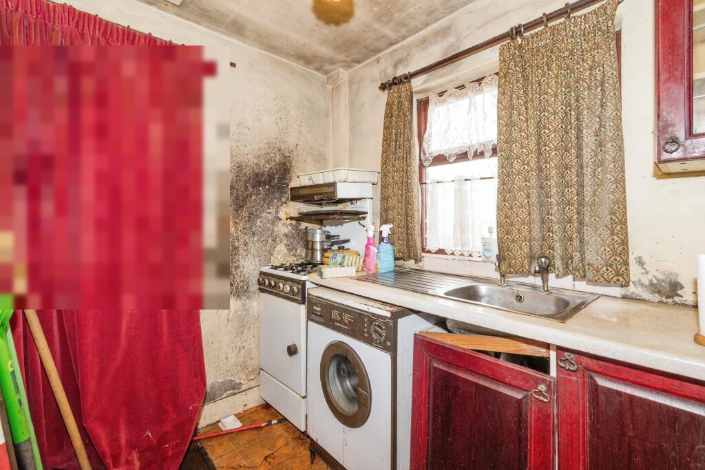 Additional image 6 of Killinghall Road, Bradford, BD2