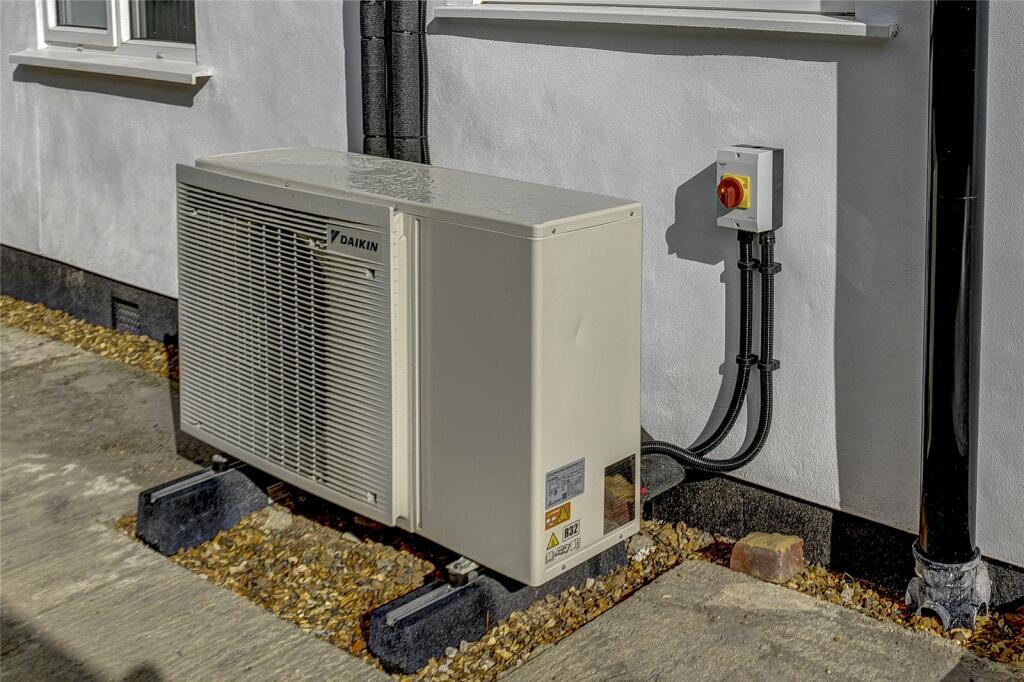 Additional image 19 of Middle Road, Bournemouth, Dorset, BH10