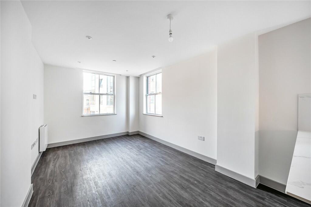 Additional image 3 of 40 Vespasian, East Quay Road, Poole, Dorset, BH15