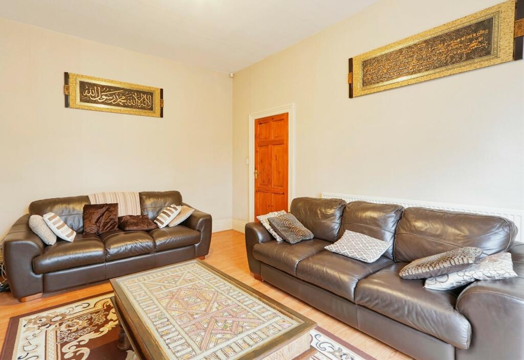 Additional image 16 of Bowling Park Drive, Bradford