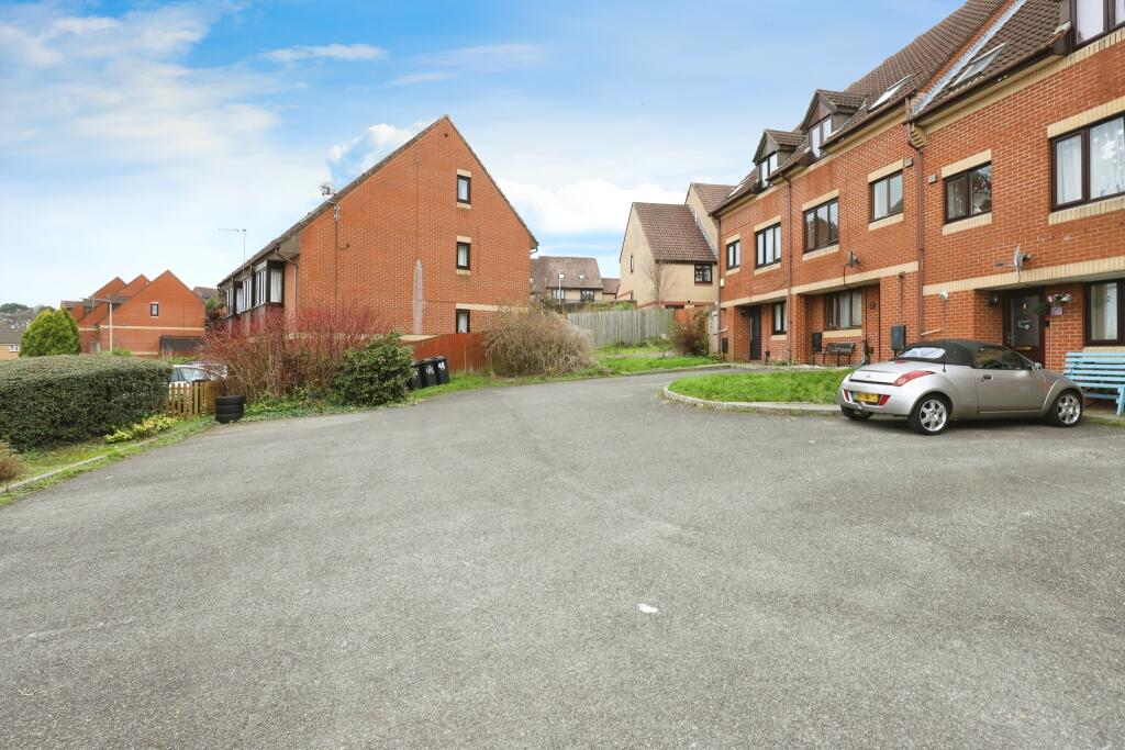 Additional image 13 of Sixpenny Close, Poole, BH12