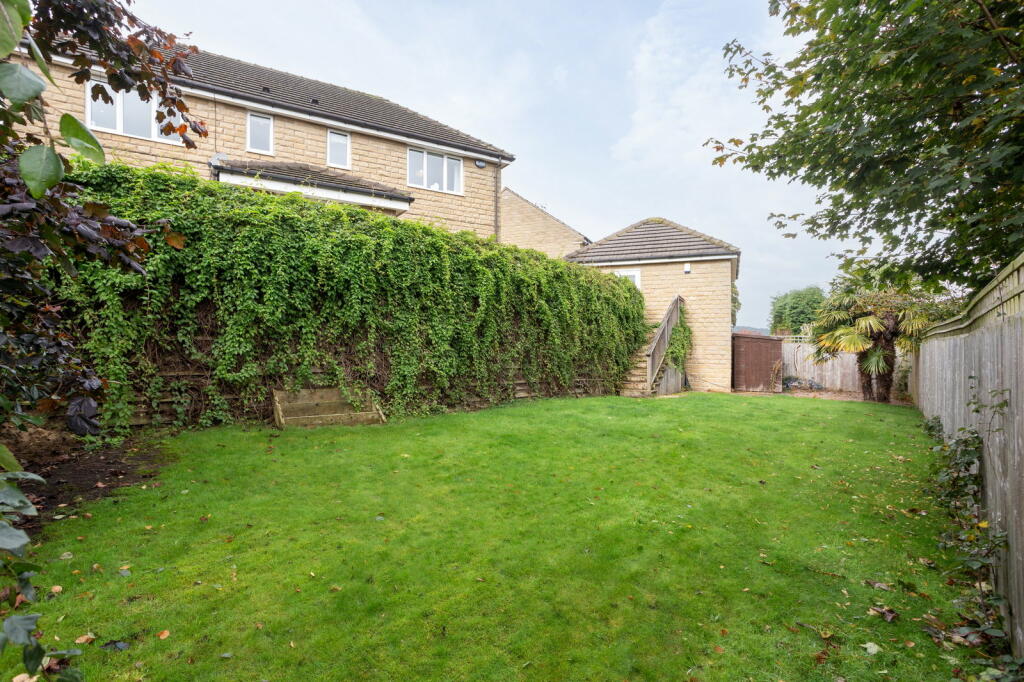 Additional image 35 of Overland Crescent, Bradford, BD10 9TG