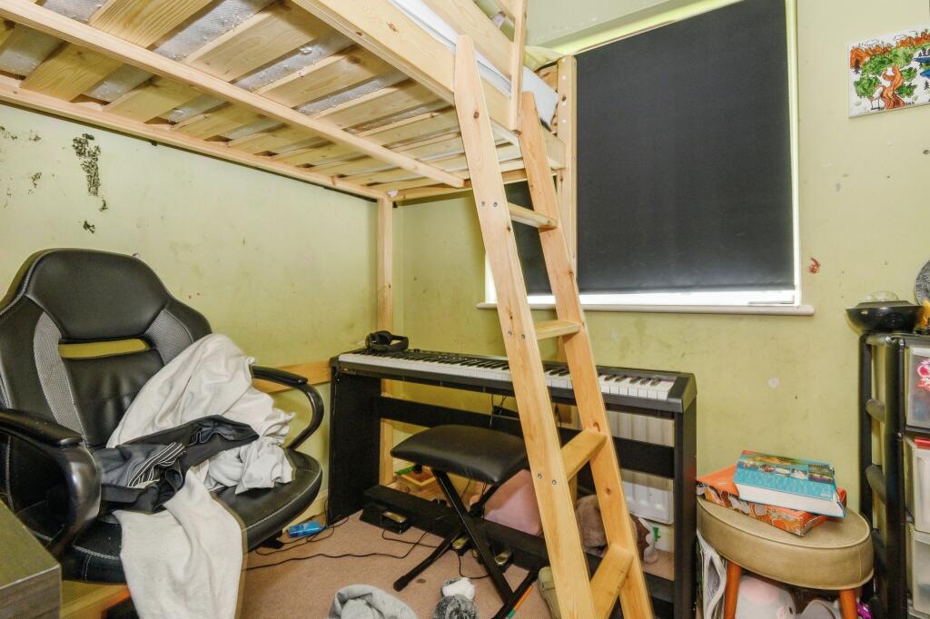 Additional image 12 of Holmefield View, Bradford, BD4