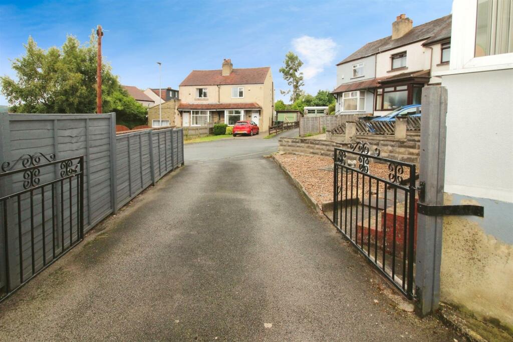 Additional image 26 of Dale Grove, Bradford, BD10 8UL