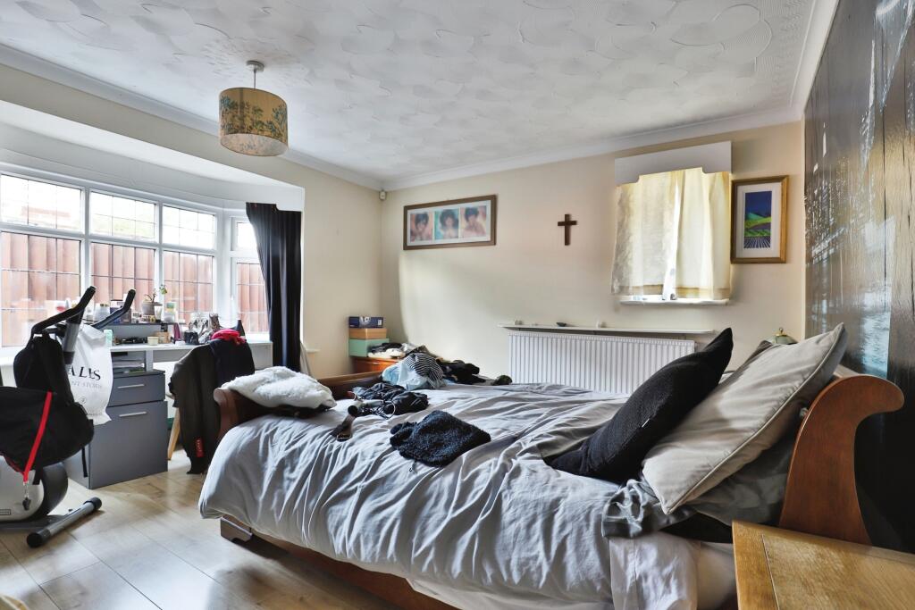 Additional image 8 of Frensham Close, BOURNEMOUTH, Dorset, BH10