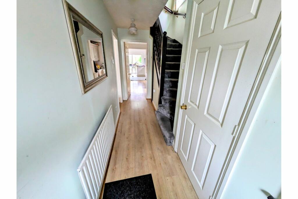 Additional image 10 of Cheriton Drive, Bradford, BD13