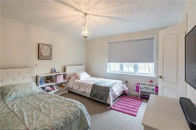 Additional image 30 of 33 Notchwood Crt