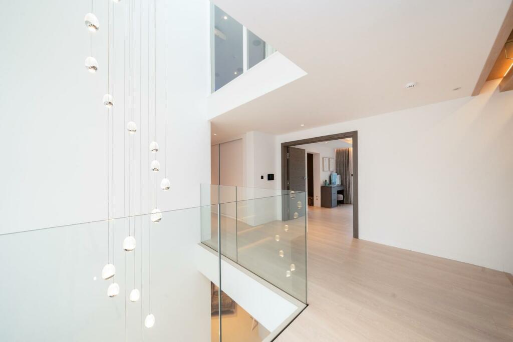 Additional image 19 of Newton Road, Canford Cliffs