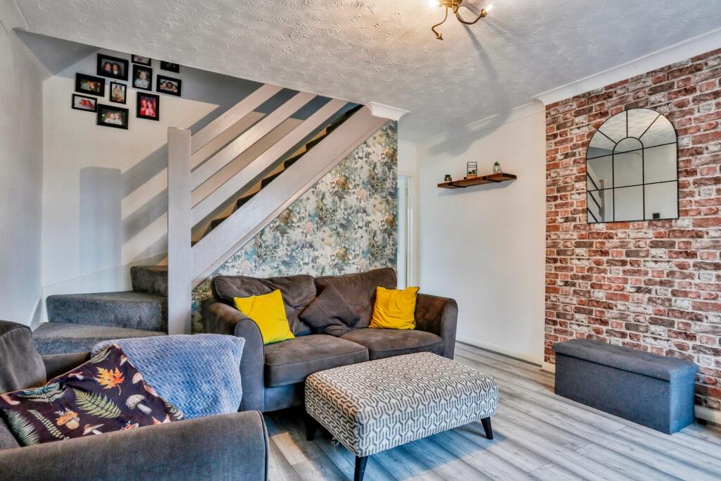 Additional image 2 of Bullfinch Close, Creekmoor, Poole, Dorset, BH17