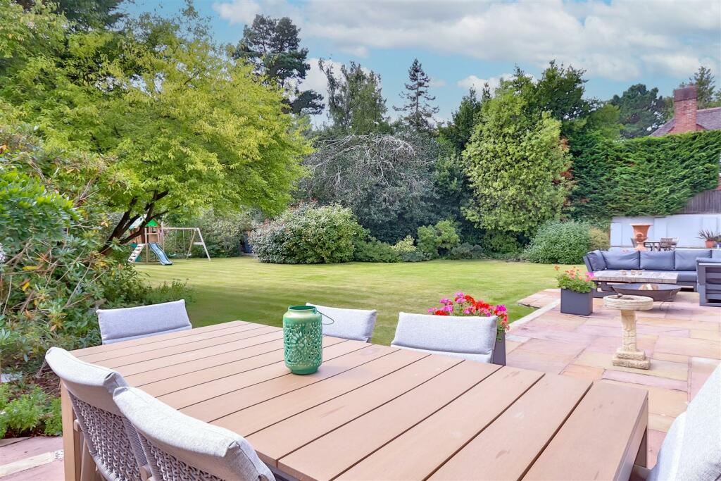 Additional image 22 of Lawrence Drive, Poole