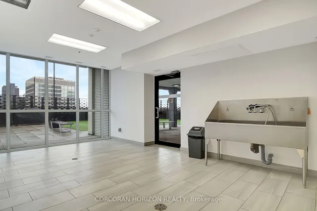 Additional image 33 of 60 Charles St Unit 2403