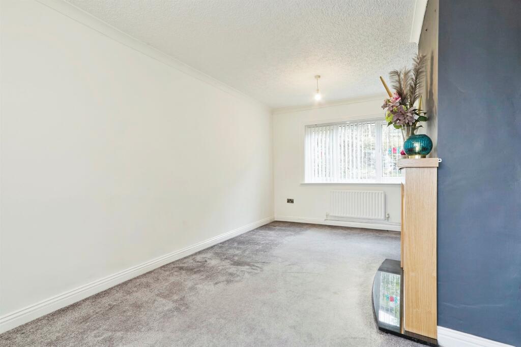 Additional image 8 of Whin Knoll Avenue, Keighley