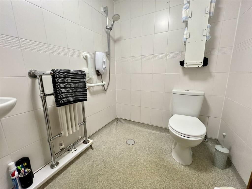 Additional image 14 of Lidget, Oakworth