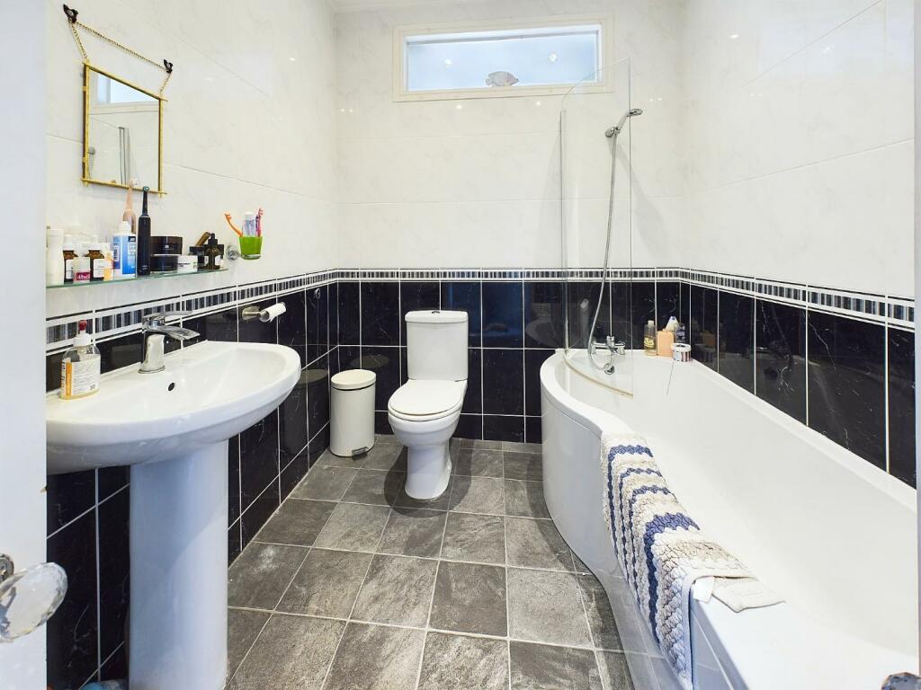 Additional image 22 of Sleningford Terrace, Bingley, , BD16