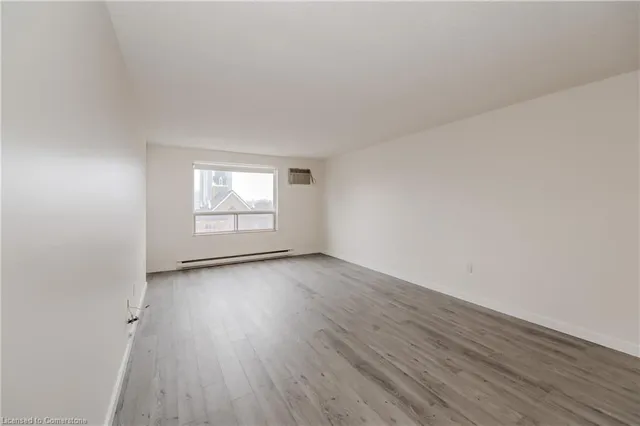 Additional image 9 of 64 Benton St Unit 303