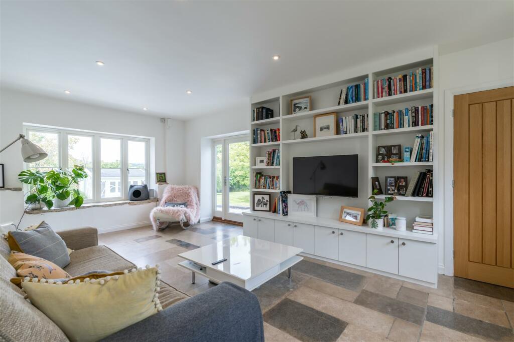 Additional image 3 of Loop Farm Road, Lytchett Matravers