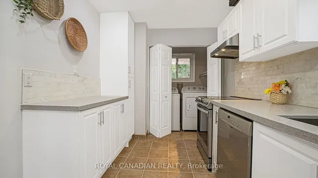 Additional image 9 of 18 Wabash Crt