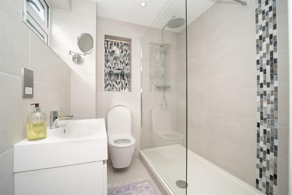 Additional image 18 of Banks Road, Sandbanks