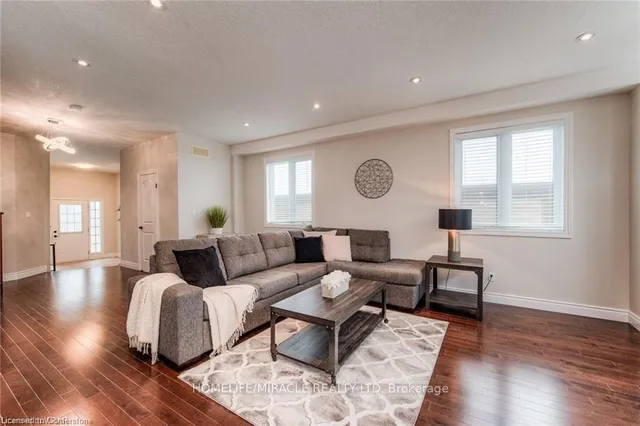 Additional image 2 of 313 Zeller Dr