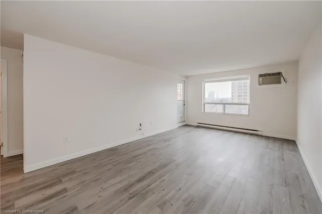 Additional image 7 of 64 Benton St Unit 303