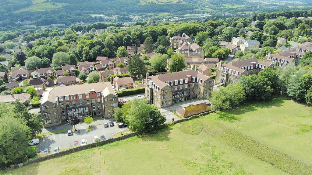 Additional image 16 of Lady Park Avenue, Bingley