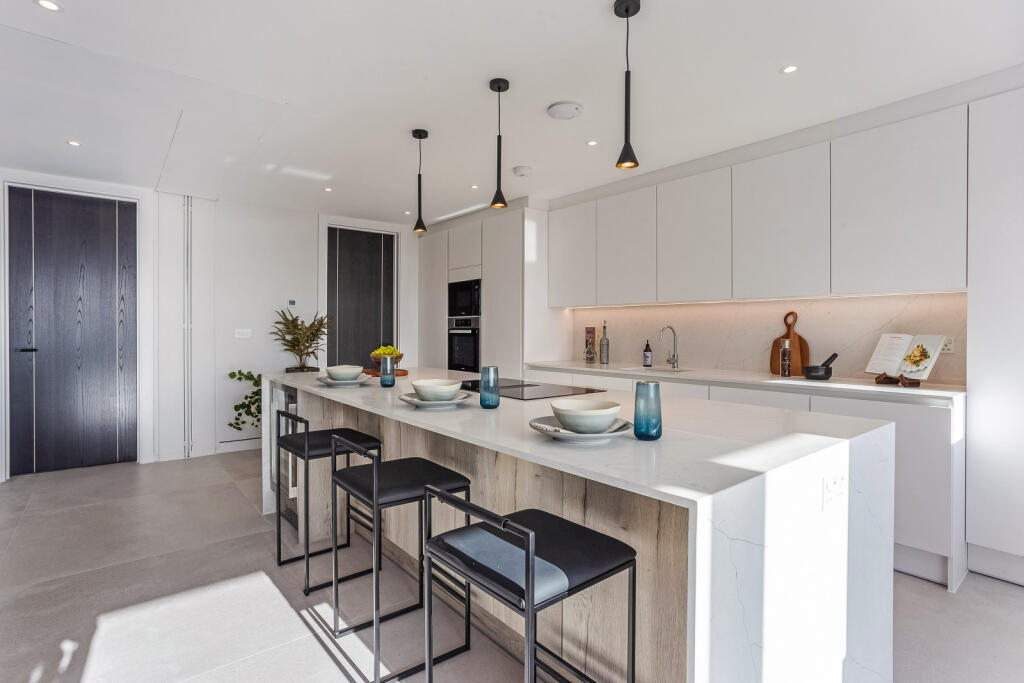 Additional image 18 of Dorset Lake Avenue, Lilliput, Poole, Dorset, BH14