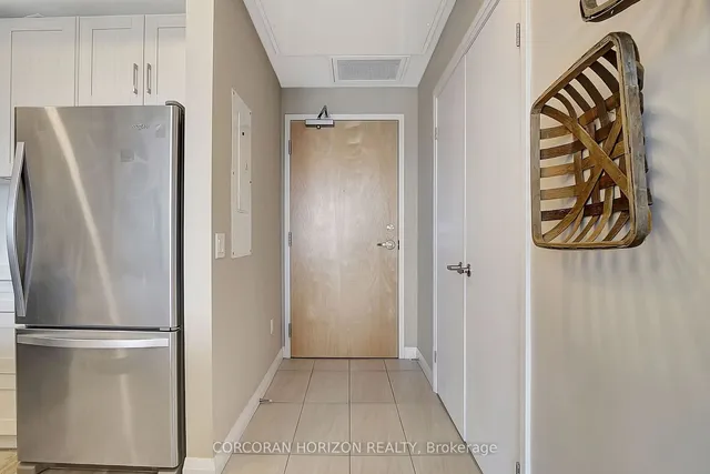 Additional image 9 of 60 Charles St Unit 2403