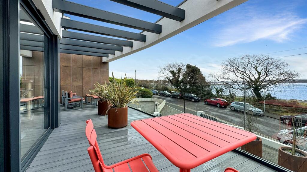 Additional image 10 of Whitecliff Road, Whitecliff