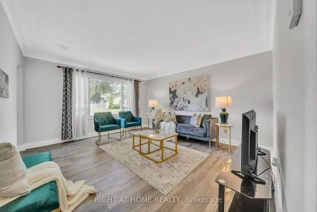 Additional image 28 of 171 Eighth Ave