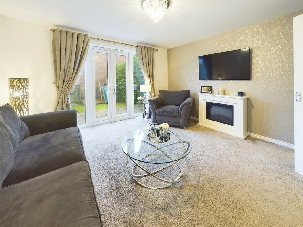 Additional image 21 of Redbrook Way, Bradford