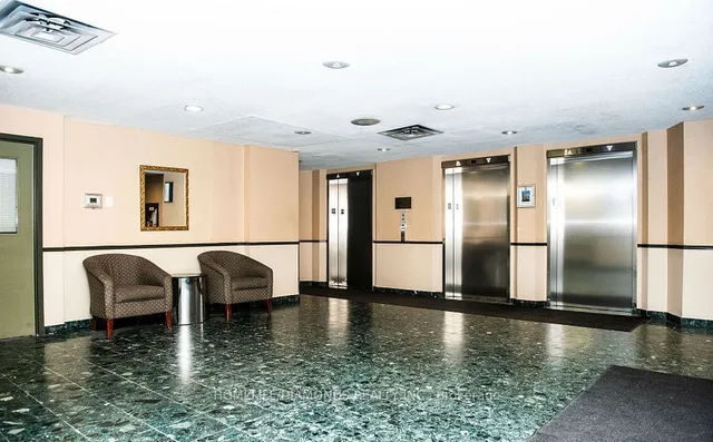 Additional image 7 of 4205 SHIPP Dr Unit 202