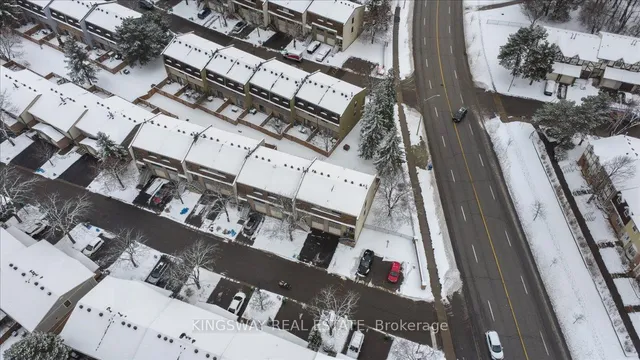 Additional image 29 of 109 Ashton Cres Unit 109