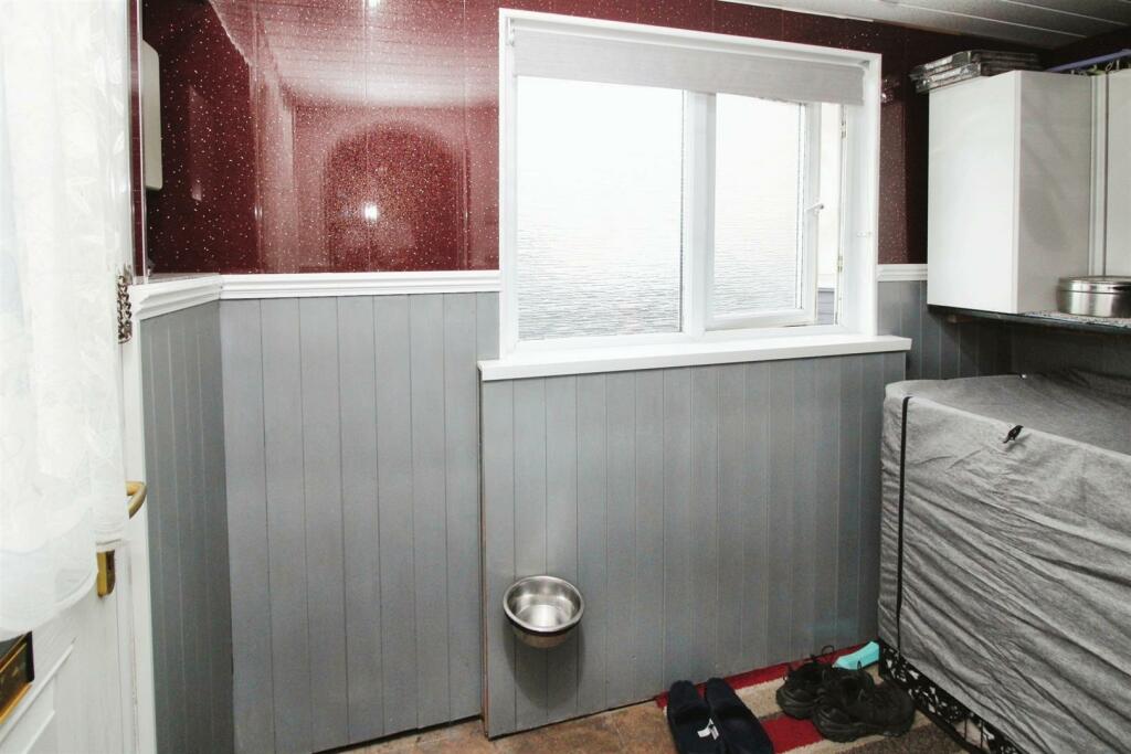 Additional image 10 of Dale Grove, Bradford, BD10 8UL