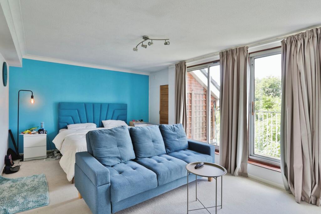 Additional image 3 of Christchurch Road, Bournemouth, Dorset, BH1