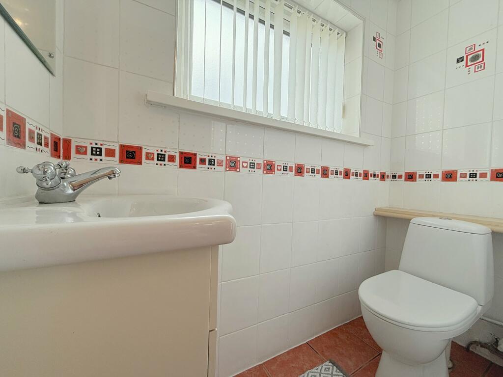 Additional image 28 of Dean Beck Avenue, Bradford, BD6