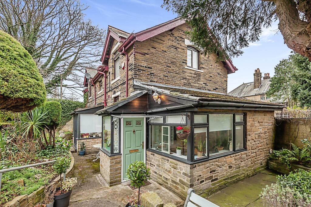 Additional image 2 of Carlton Drive, Bradford, BD9