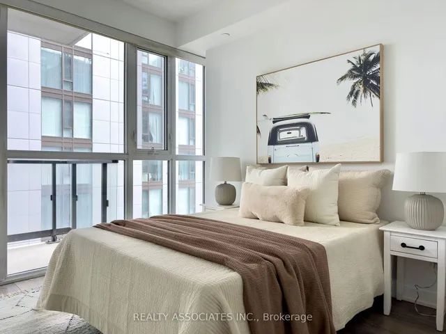 Additional image 14 of 87 Peter St Unit 1712