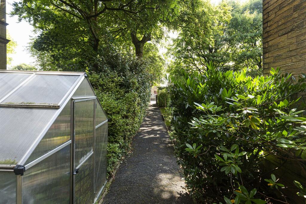 Additional image 35 of Sandbeds, Queensbury, Bradford